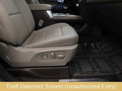 Used 2023 GMC Sierra 1500 SLT w/ SLT Premium Plus Package image 38