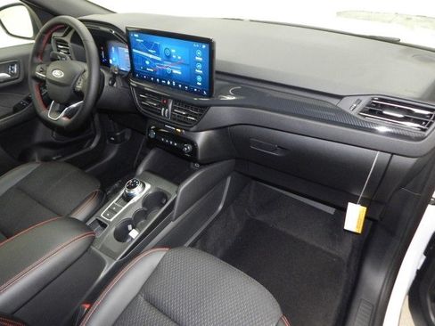 New 2025 Ford Escape ST-Line w/ Tech Pack #1 image 18