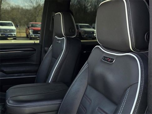 Used 2024 GMC Sierra 1500 AT4X image 26