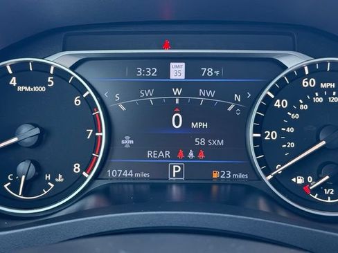 Used 2025 Nissan Altima 2.5 SL AWD/4WD image 15