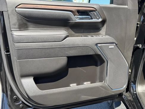 New 2026 Chevrolet Silverado 1500 LT Trail Boss w/ LT Trail Boss Premium Package AWD/4WD image 9