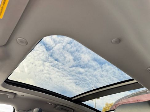 Used 2020 Lincoln Corsair Reserve w/ Equipment Group 201A image 18