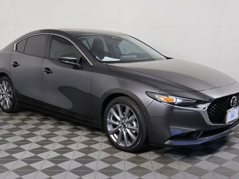 Used 2025 MAZDA MAZDA3 s FWD image 3