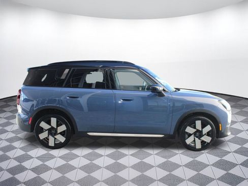 Used 2025 MINI Cooper Countryman S w/ Comfort Package Max image 8