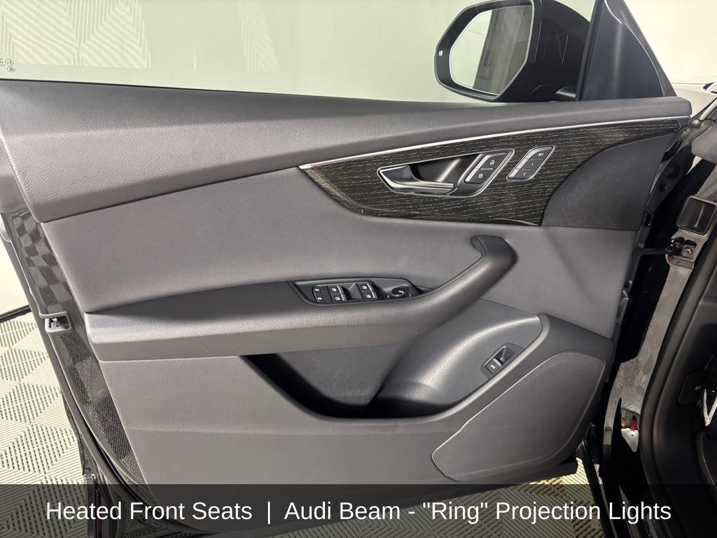 Used 2022 Audi Q8 Premium AWD/4WD image 13
