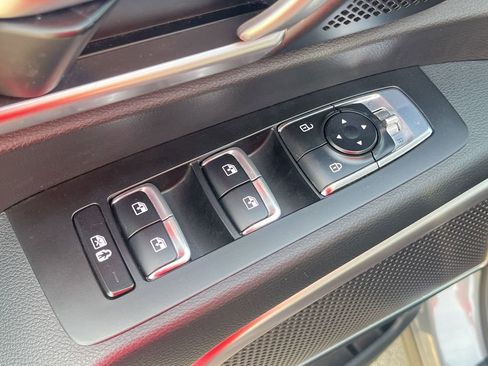 Used 2025 Kia Telluride S AWD/4WD image 11