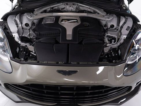 Used 2024 Aston Martin DBX 707 image 46