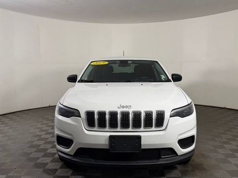 Used 2019 Jeep Cherokee Sport w/ Cold Weather Group AWD/4WD image 2