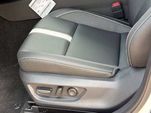 New 2026 Toyota Camry SE FWD image 18