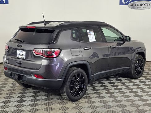 Used 2024 Jeep Compass Latitude w/ Altitude Special Edition AWD/4WD image 27
