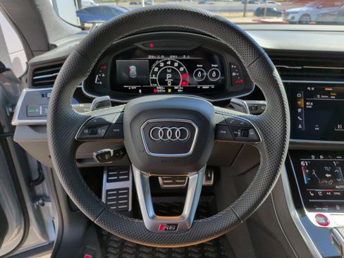 Used 2025 Audi RS Q8 performance image 18