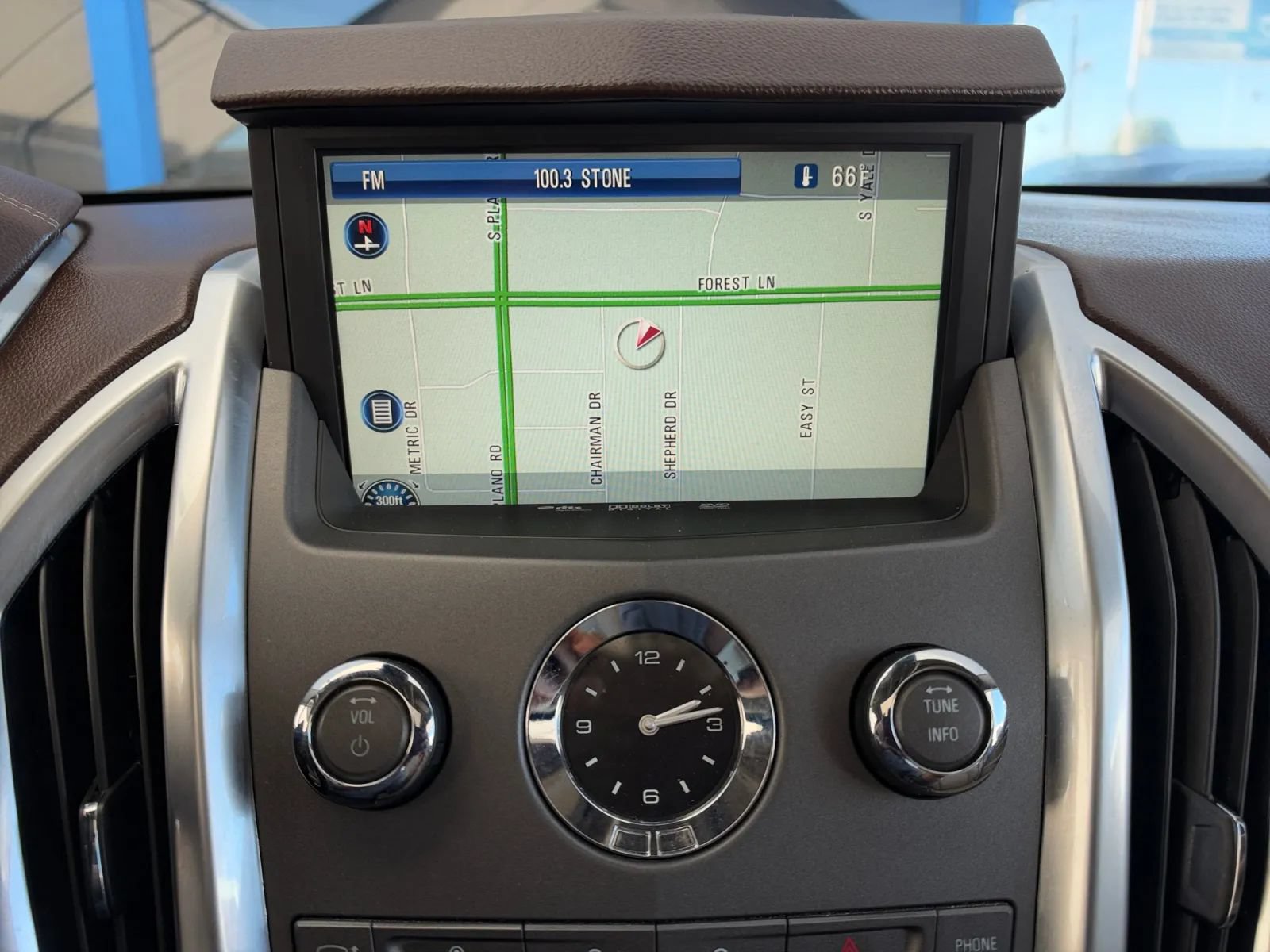 Used 2011 Cadillac SRX Luxury FWD image 37