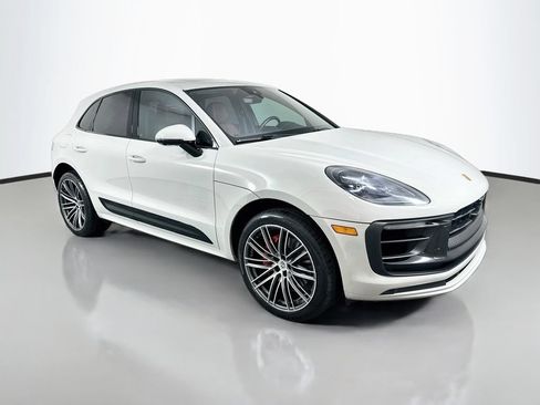 Used 2023 Porsche Macan S AWD/4WD image 3