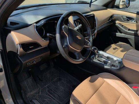 Used 2023 Chevrolet Traverse Premier w/ LPO, Floor Liner Package FWD image 7
