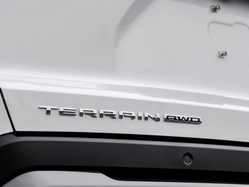 New 2026 GMC Terrain Elevation w/ Technology Package II image 6