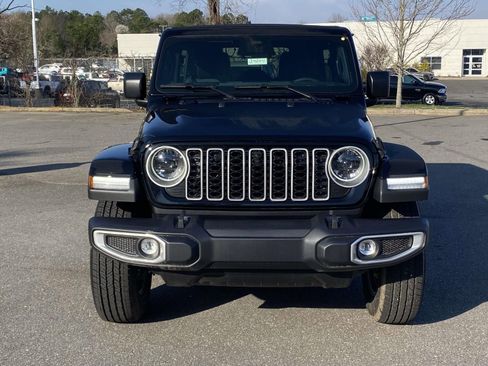New 2026 Jeep Wrangler Unlimited Sahara AWD/4WD image 2