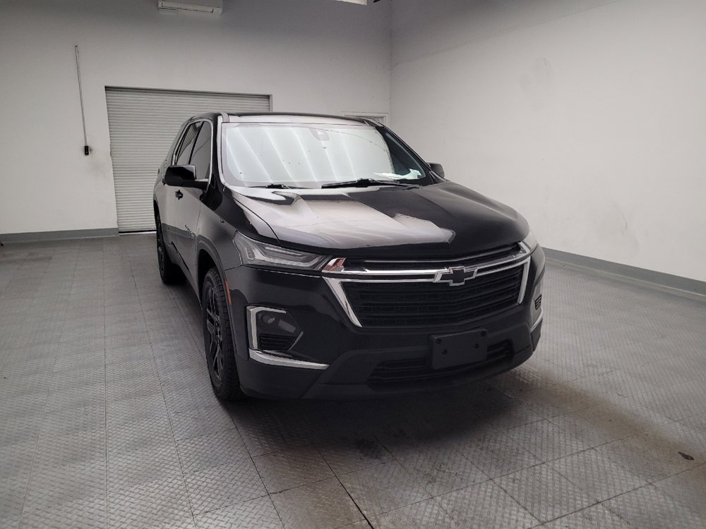 Used 2022 Chevrolet Traverse LS FWD image 14