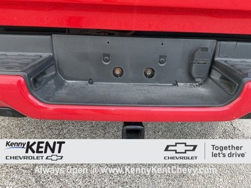 Used 2019 RAM 1500 Laramie w/ Sport Appearance Package image 8