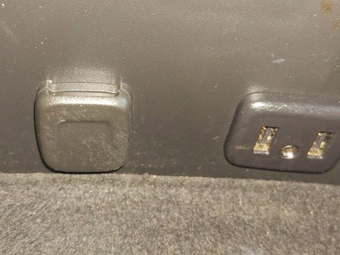 Certified 2018 Chevrolet Silverado 1500 LT w/ Texas Edition image 45