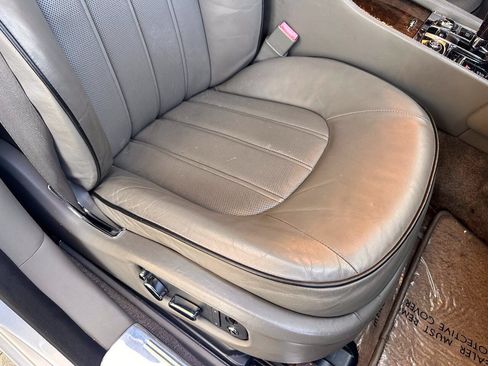 Used 2011 Bentley Mulsanne RWD image 62