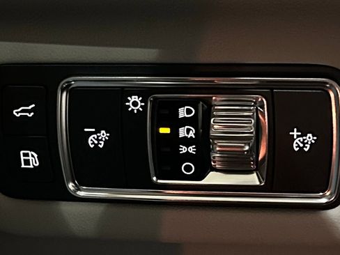 New 2026 Lincoln Nautilus Premier w/ Equipment Group 102A image 68