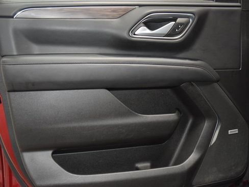 Used 2022 Chevrolet Tahoe Z71 w/ Luxury Package image 46