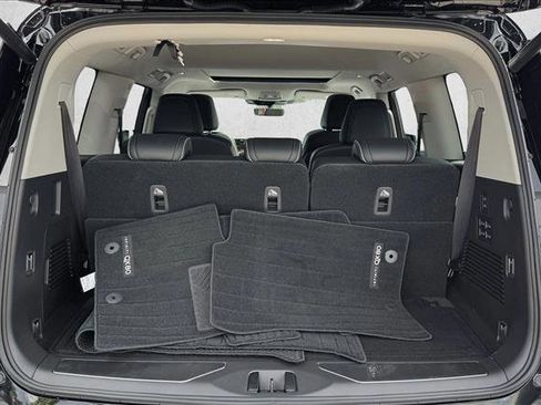Used 2026 INFINITI QX80 Luxe w/ Cargo Package AWD/4WD image 8