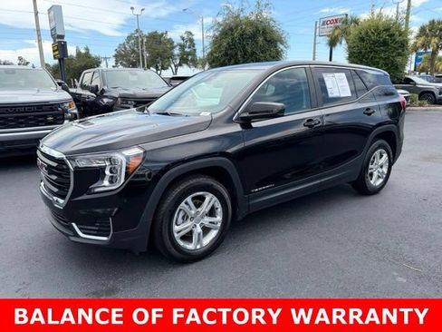Used 2024 GMC Terrain SLE FWD image 3
