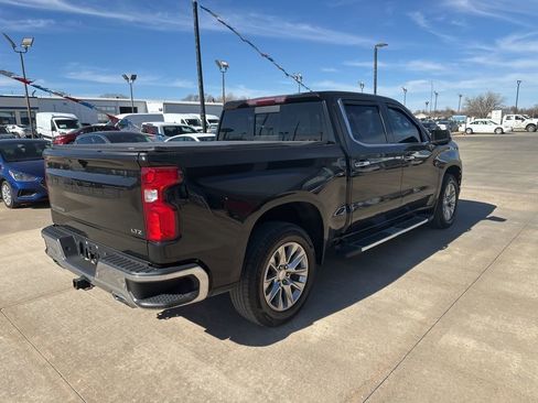Used 2022 Chevrolet Silverado 1500 LTZ image 38