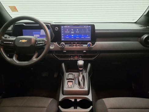 Used 2024 Chevrolet Colorado W/T image 39