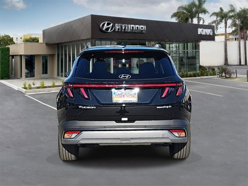 New 2025 Hyundai Tucson Limited image 4