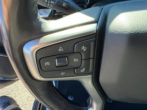 Used 2022 Chevrolet Silverado 1500 LT w/ Z71 Off-Road Package image 25