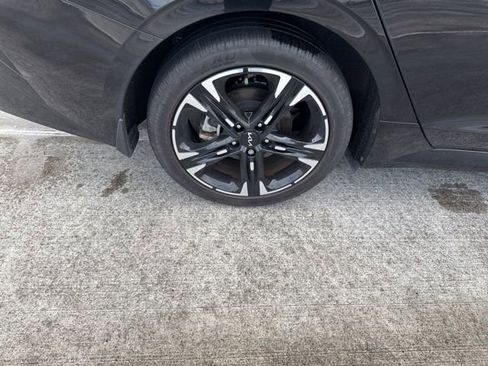 Used 2024 Kia K5 GT-Line w/ GT-Line Premium Package image 22