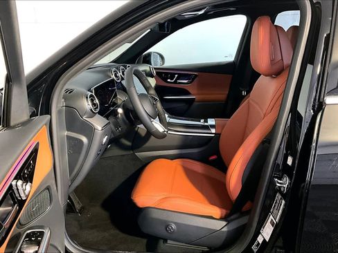 New 2026 Mercedes-Benz GLC 300 4MATIC image 13