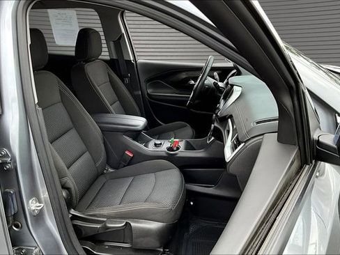Used 2024 GMC Terrain SLE AWD/4WD image 27