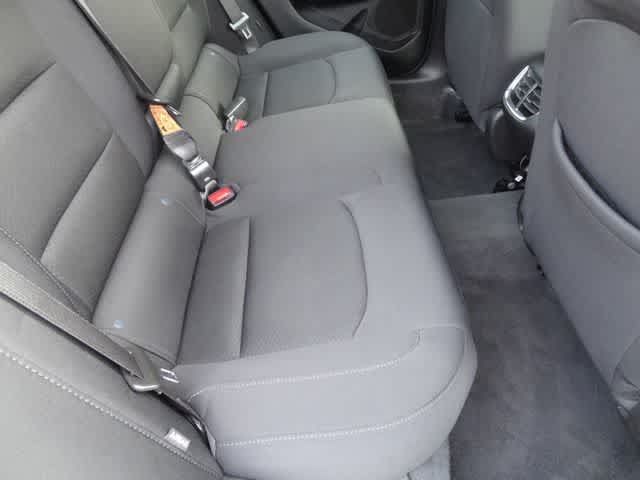 Used 2023 Chevrolet Malibu LT FWD image 9