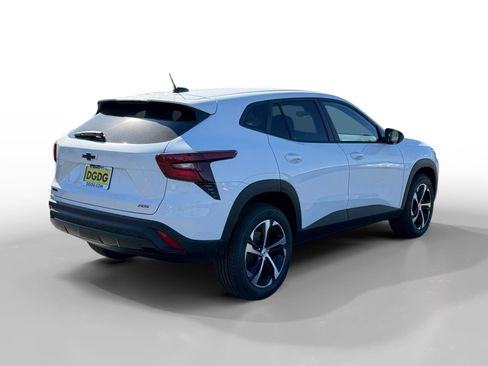 New 2026 Chevrolet Trax RS w/ Driver Confidence Package image 5