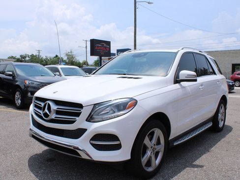 Used 2017 Mercedes-Benz GLE 350 image 2