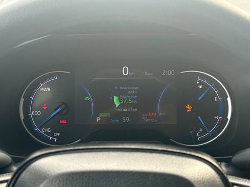 Used 2024 Toyota RAV4 LE image 16