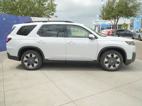 New 2026 Honda Pilot Elite image 4