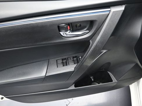 Used 2019 Toyota Corolla SE FWD image 10