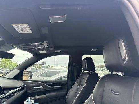 Used 2022 Cadillac Escalade Sport w/ Touring Package image 6