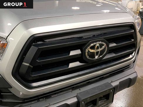 Used 2022 Toyota Tacoma SR image 24