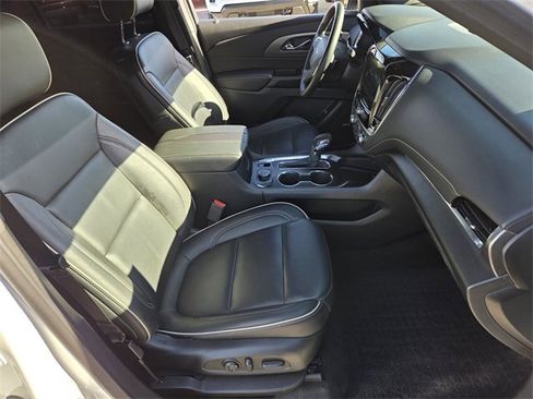 Used 2023 Chevrolet Traverse Premier w/ Redline Edition image 15