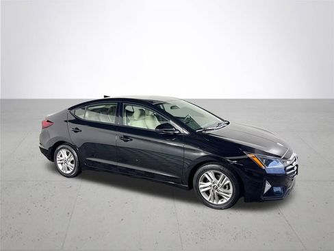 Used 2019 Hyundai Elantra SEL image 4