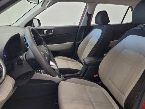 Used 2020 Hyundai Venue SEL FWD image 17