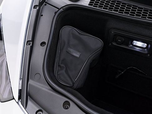 Used 2018 Lamborghini Huracan Performante image 22