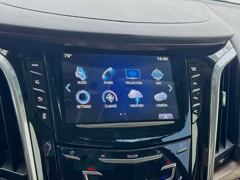 Used 2017 Cadillac Escalade Premium Luxury AWD/4WD image 11