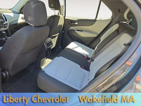 Used 2020 Chevrolet Equinox LS AWD/4WD image 17