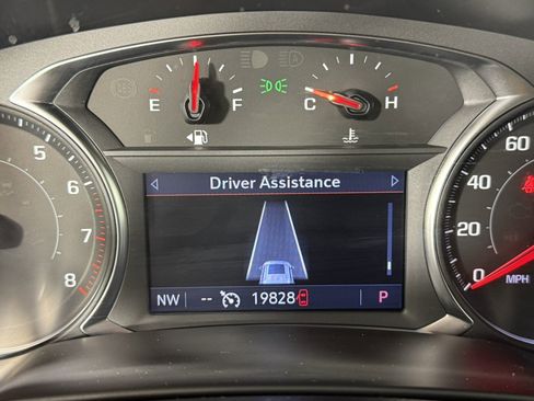 Used 2025 Chevrolet Blazer LT AWD/4WD image 15